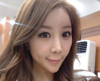 Illustration for article titled Korean Plastic Surgery Is Not What It Seems